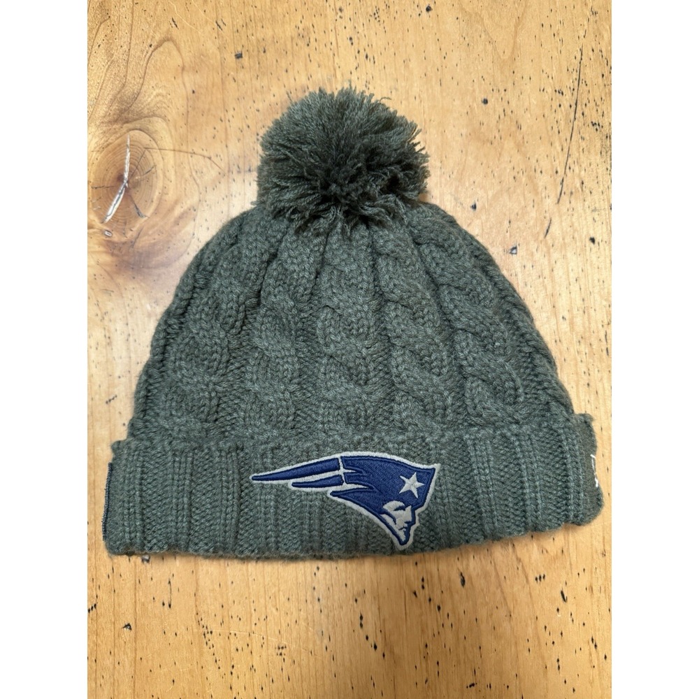 NFL Authentic  New Era Womens‎ Patriots Cold Weather Beanie Salute to Servic